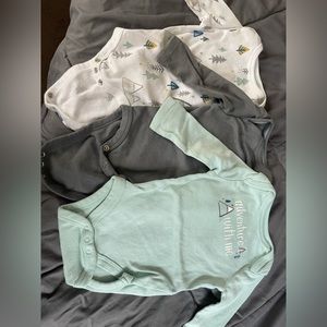 Onesies baby boy 0-3